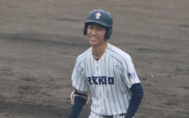 立教新座の「打てる1番」が打率.666と爆発中！三盗も決める攻撃のキーマンが準々決勝へ【埼玉】