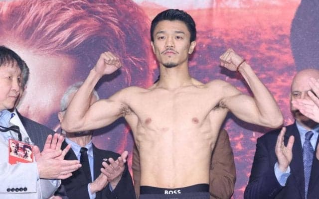 中谷潤人　肉体バキバキ仕上げ「っしゃー！！」何度も絶叫　にらみ合い戦闘ムードも笑顔の前日計量「戦えること幸せ」