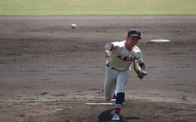 土浦日大の大型右腕の注目度が急上昇！未完成ながらもフォーム改造で最速148キロまでスピードアップ【茨城】