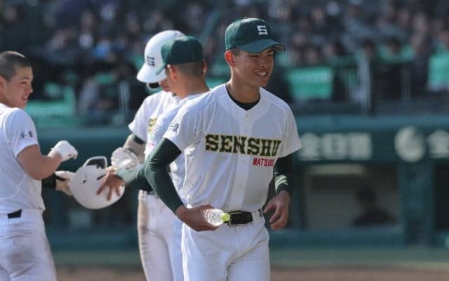 ４連覇を狙う専大松戸は最速147キロを誇る2年生右腕が決勝戦で先発！東京学館浦安はエースがベンチスタート