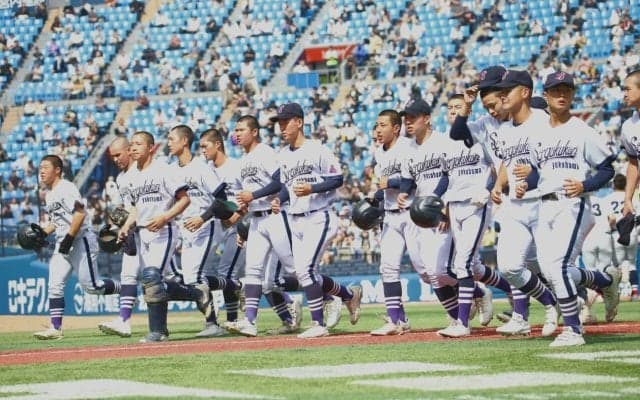 横浜創学館が逆転負けで準優勝、母校撃破狙った森田監督は横浜投手陣の層の厚さを痛感「打ち負けないためにもパワーをつけたい」【神奈川】