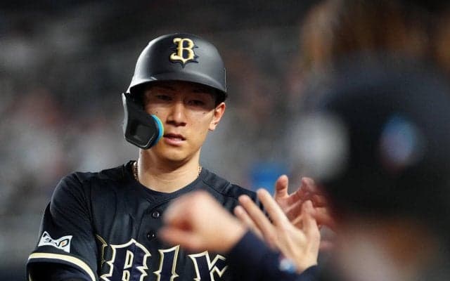 打率は西川龍馬、藤原恭大ら大混戦　本塁打は万波中正が両リーグ最多10発／パ・打撃トップ３一覧