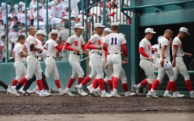 センバツ準優勝の智弁学園が天理に7回コールド負けで3年連続夏ノーシード…大エース抜きの投手陣が10四死球と自滅
