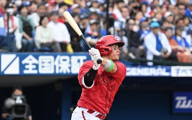 【広島】４番坂倉将吾が初回にド派手なグランドスラム！　開始５分で４点先制
