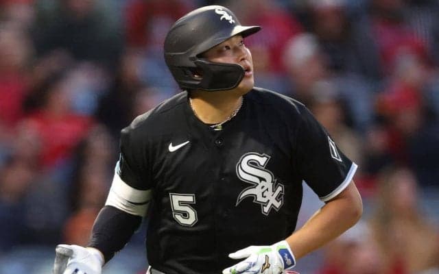 「誰がエース級を打てないと言ったんだ？」村上宗隆、好投手からジャッジと並ぶ14号2ランマークに米騒然「球界最高の投手の1人から…」「スカウト全員クビだ」