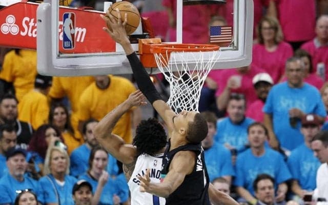 スパーズのビクター・ウェンバンヤマがNBA新記録の12ブロック…トリプルダブルも達成