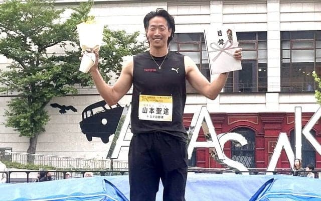 【陸上】赤坂サカスで「ストリートボウタカ」開催　山本聖途「なかなか経験のない雰囲気」大迫力の競技に観客は大盛り上がり