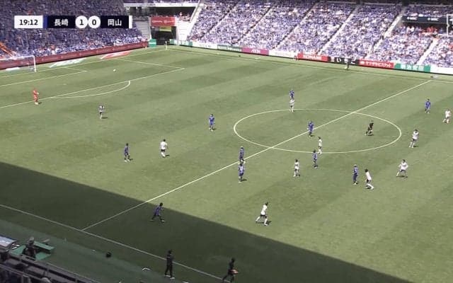 Jリーグで“GKがアシスト”の珍事！波多野豪の60mフィードに「めっちゃいいキック」「まさに電光石火」ファン大興奮