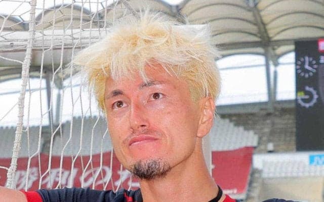 ジョーカー鈴木優磨、華麗な“股抜きヒールパス”でレオセアラ弾アシスト…初の途中出場も鹿島勝利に貢献