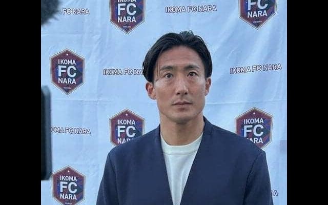 生駒FW都倉賢「ここまでスクスク育ってくれてありがとう」次女を抱く姿をインスタで公開