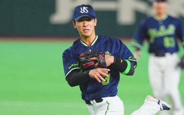 激ムズ打球好捕は「センスの塊」　敵地絶望の守備範囲…23歳は「天才では」