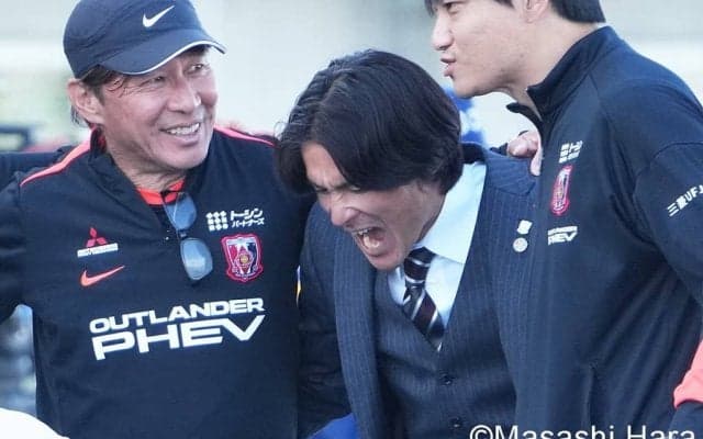 【現地撮】本職SB不在の“新システム”ズバリ！ 田中達也体制で無傷の4連勝！浦和、危険タックルで10人の水戸を粉砕も…完封記録はストップ