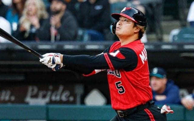 関係ないのに…突然届けた村上宗隆の“最新情報”　岡本の試合後にまさかの「Munetaki」