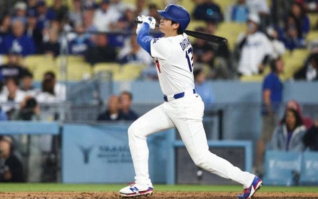 大谷翔平、第４打席は高め直球を捉えて左前打　チーム大量ビハインドの中で見せ場つくる