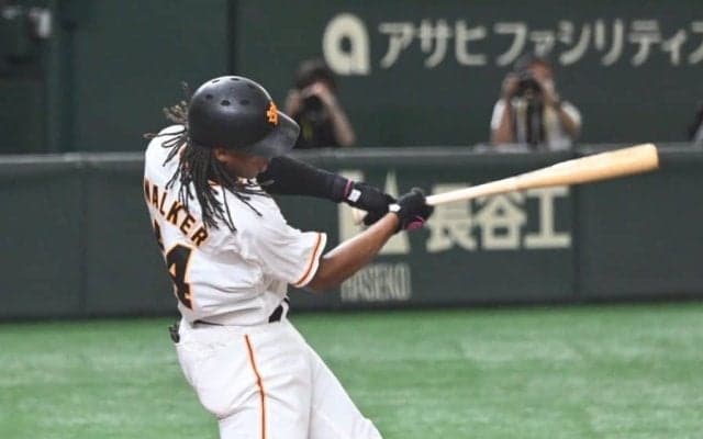 元巨人の助っ人を「早く補強して」　打った瞬間の確信弾…ファン熱望「獲得に全力を！」