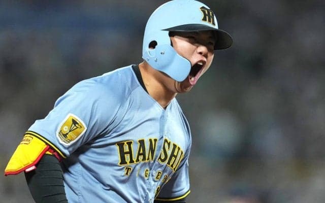 「初本塁打とは思えない貫禄」「藤川監督もニッコリ」阪神の育成出身22歳、代打プロ初本塁打にファン喝采「未来、明るすぎる」