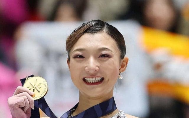 坂本花織、引退会見で報道陣向けにポストカード配布「いつも寄り添っていただき」
