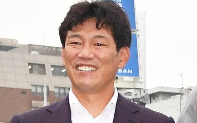 侍ジャパン前監督・井端氏が阪神・佐藤輝、森下、坂本にあいさつ　神宮球場訪問で藤川監督とヤクルト・池山監督にも感謝伝える