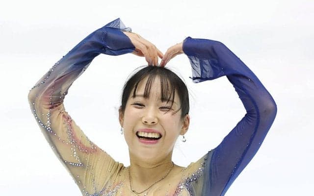 【フィギュア】三原舞依さん、坂本花織さんとの過去写真をインスタで公開　同じ所属先、神戸出身