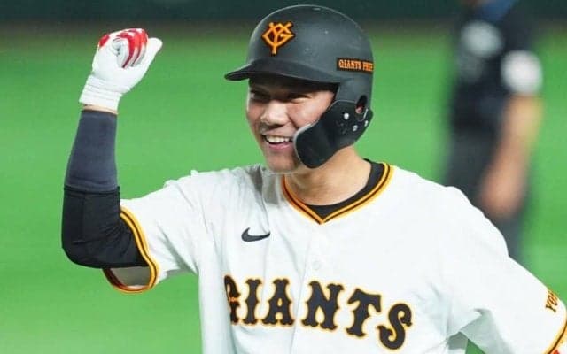 23時前なのに…球場が“異様な光景”　坂本勇人の劇的すぎる一打に涙腺崩壊「マジで鳥肌たつ」
