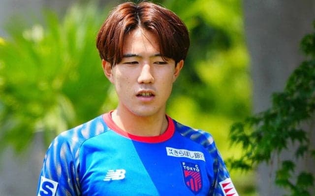 【日本代表】落選の佐藤龍之介「次、次、次」気丈に振る舞い、クラブ施設を後にする