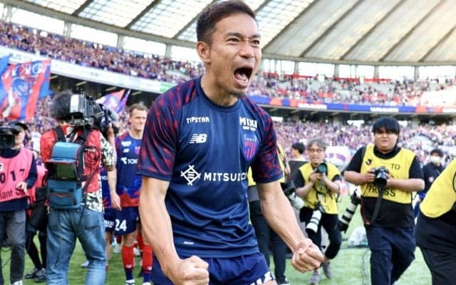 「アジア初の偉業」に韓国も感服　ホン・ミョンボを超えた長友佑都　W杯5大会連続は「生けるレジェンドだ」