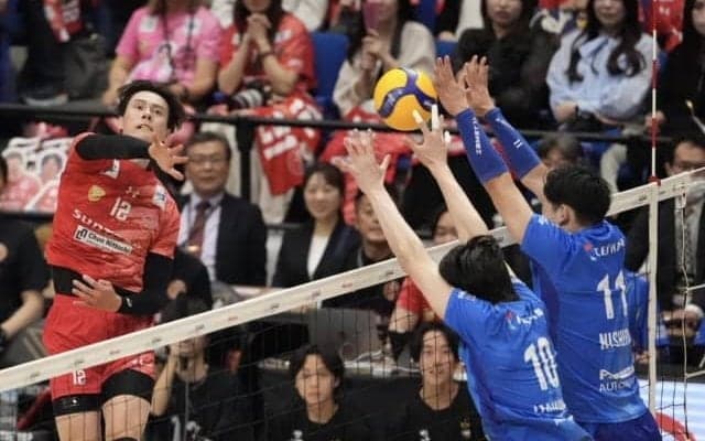 【バレー】サントリーが第１セット先取、大阪Ｂと一進一退の攻防　SVリーグプレーオフ決勝