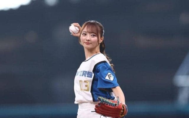 「こんなかわいいんや！」エスコン降臨の人気美女ユニットに騒然　「びっくり」「青春です」「歴史的瞬間」