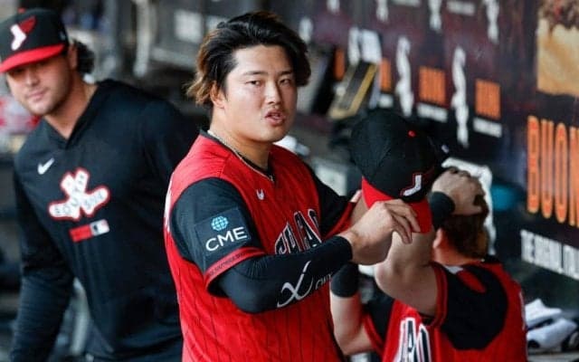 村上宗隆が“被害者”に…超絶ダイブに「エイリアンなの？」　米驚愕「信じられない」