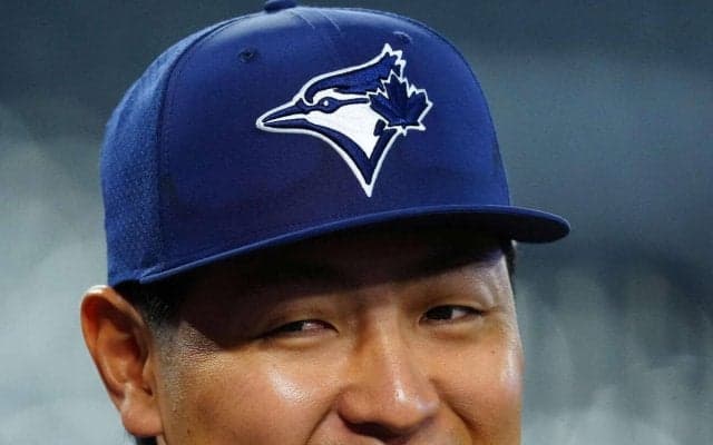 岡本和真、４打数無安打も守備で曲芸並みの美技　ブルージェイズは延長10回制す