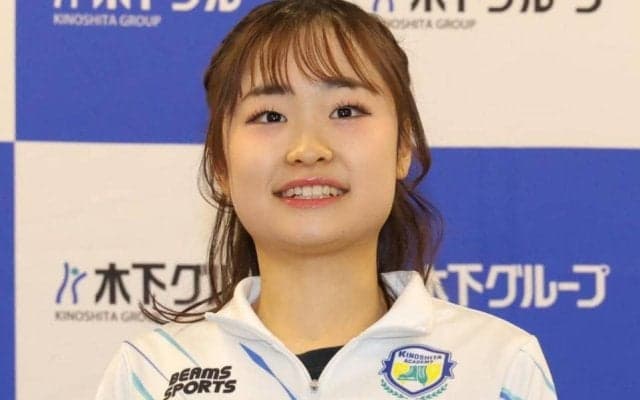 フィギュア島田麻央がエンゼルス－ドジャース戦で始球式　「こんな機会はなかなかない」回転ジャンプでスタンドどよめかせる