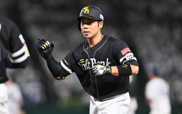 ソフトバンク近藤健介が慶弔休暇特例で抹消　ヤクルト山野辺翔ら登録／17日公示
