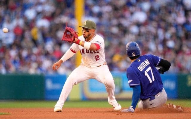 大谷翔平が２打席連続四球「よく見た四球」とNHK解説者も評価　二盗成功で６個目の盗塁