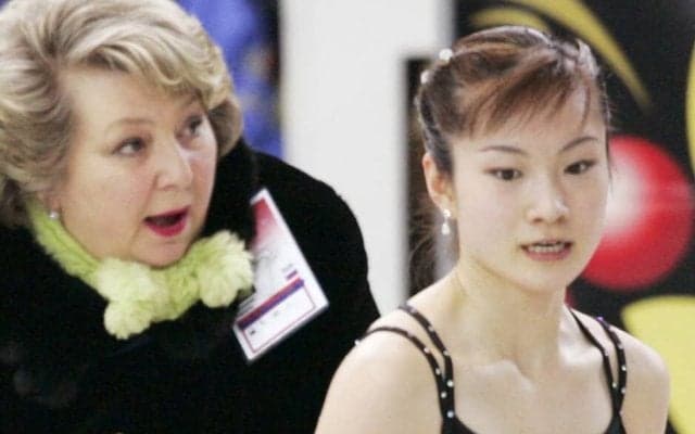「引退したい」「まだできる」世界女王・荒川静香が迷いを抱え続けたトリノ五輪前の１年間