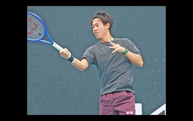  錦織圭 ジュニアと激しくラリー練習 