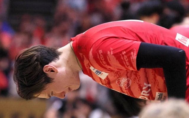 【バレー】高橋藍、涙止まらず「最後チームを勝たせたかった…」連覇逃すも、主将がチームに残したもの…ＳＶリーグ決勝