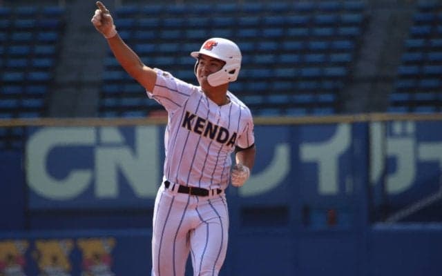 健大高崎は横浜に惜敗も収穫あり！世代屈指の右腕から本塁打2本、下級生3投手も力投【関東大会】