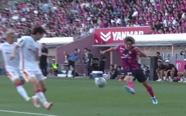 モドリッチかよ！セレッソの20歳MF、“世界基準”のアウトサイドキラーパスで決定機演出「ここしかないところに」「おしゃれすぎる」