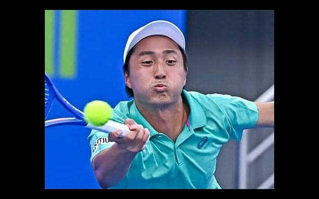  望月慎太郎 逆転負けで全仏OP予選敗退 