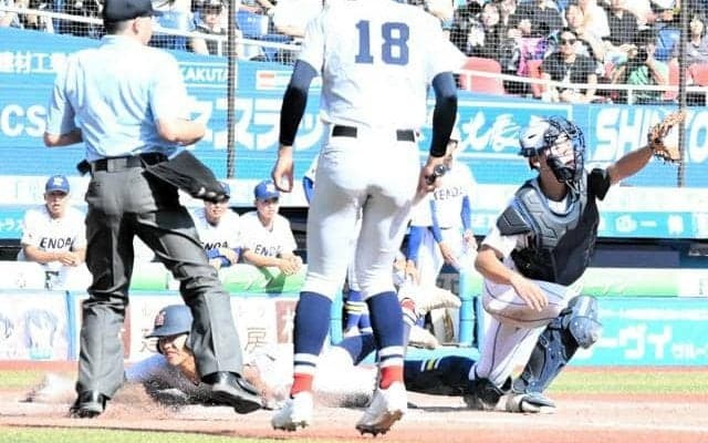 健大高崎、準々決勝で敗れる　春季関東高校野球　横浜に9回逆転許す