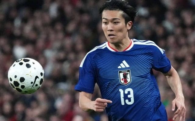 中村敬斗が明かす｢僕には油断してくれる｣フランス2部を逆手にとる“冷静な計算”。三笘薫への極上アシストを生んだ“一瞬のひらめき”