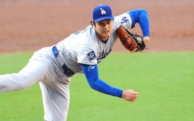 満塁の大ピンチ…大谷翔平に“ポン”　ベッツの絶大な信頼感、直後に待っていた雄叫び