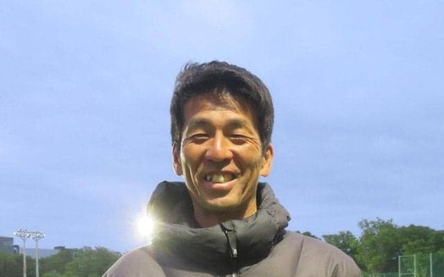 筑波大・小井土正亮監督が新刊「教えるを手放す」教え子の三笘薫についても言及「僕が…」