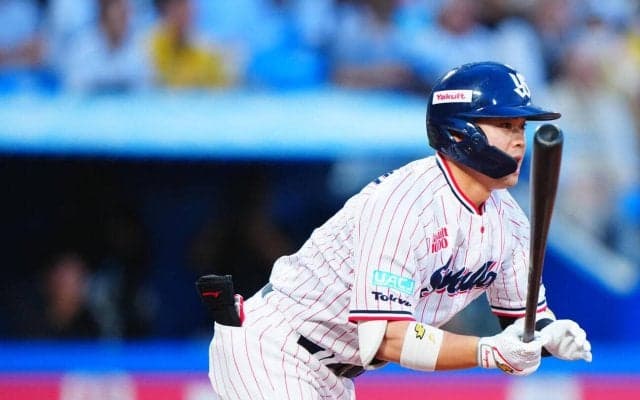 【ヤクルト】丸山和郁が出場選手登録抹消　「右ハムストリングの張り」で21日に途中交代