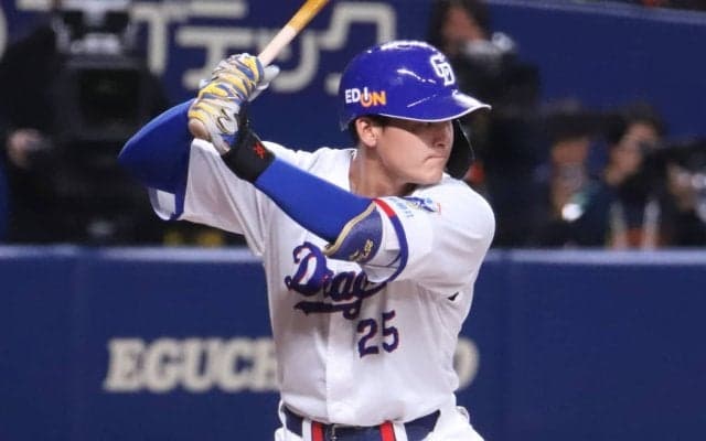 中日・高卒7年目のドラ1スラッガーがダメ押し打！ファンの期待背負う大砲「毎試合ヒーローになれるように頑張ります」