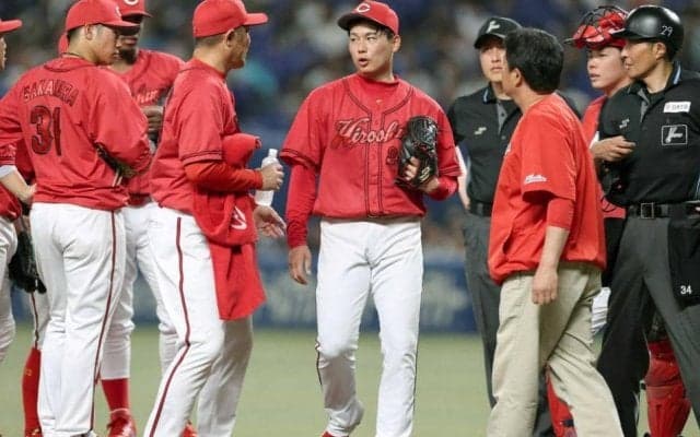広島悪夢　栗林抹消へ　初回１７球で降板「最初は『つった』という感じ」新井監督明かす「報告では過去にも痛めた箇所」