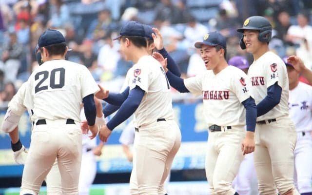 浦和学院が3戦連続二桁安打でコールド勝ち！関東第一下して4年ぶり決勝進出【関東大会】