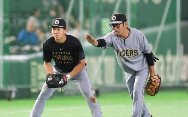 阪神がスタメン大改造　ドラフト１位・立石がプロ初三塁で先発出場　佐藤輝が右翼、森下が左翼　試合前練習から新オプションを展開