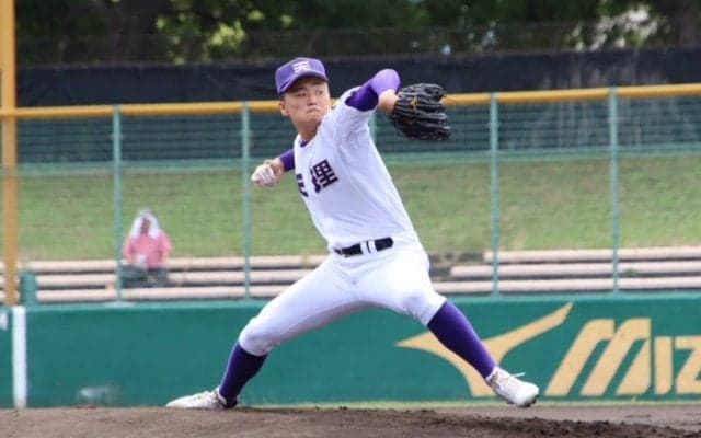 天理が8回コールドで2年ぶり4強！エース右腕が8回2失点完投で導く【近畿大会】