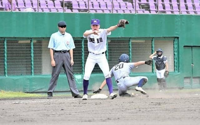 準決勝は報徳学園-天理、立命館宇治-智弁和歌山　高校野球近畿大会